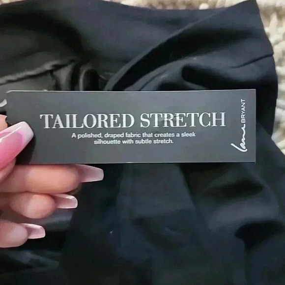 Lane Bryant NWT Pencil Skirt With Lace Detail and Trim - Picture 5 of 5